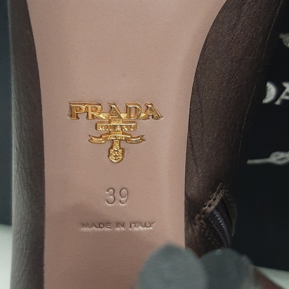 NIB Prada antique color heels/booties with cutout - Picture 10 of 12